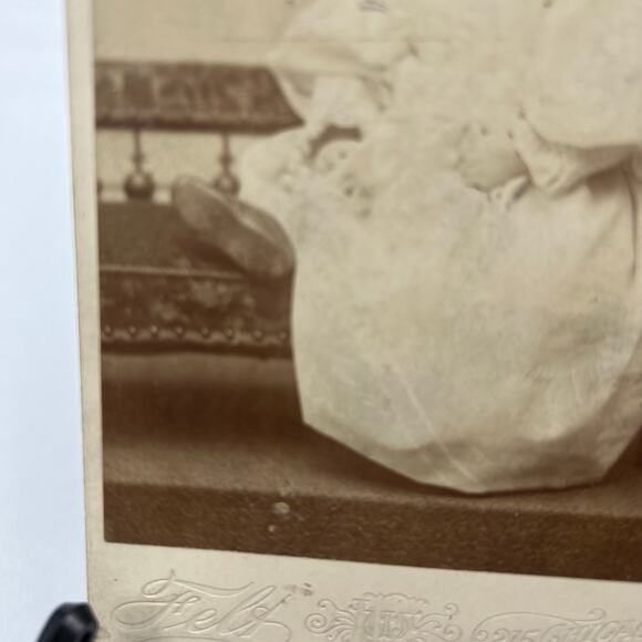 Antique Mounted Black White Photo Gown Baby 1800's 215 East Chicago Avenue - Picture 8 of 11